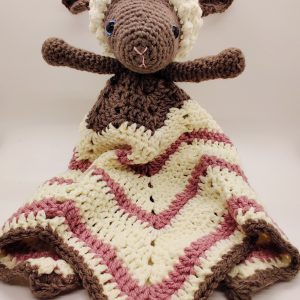 lamb amigurumi cozy